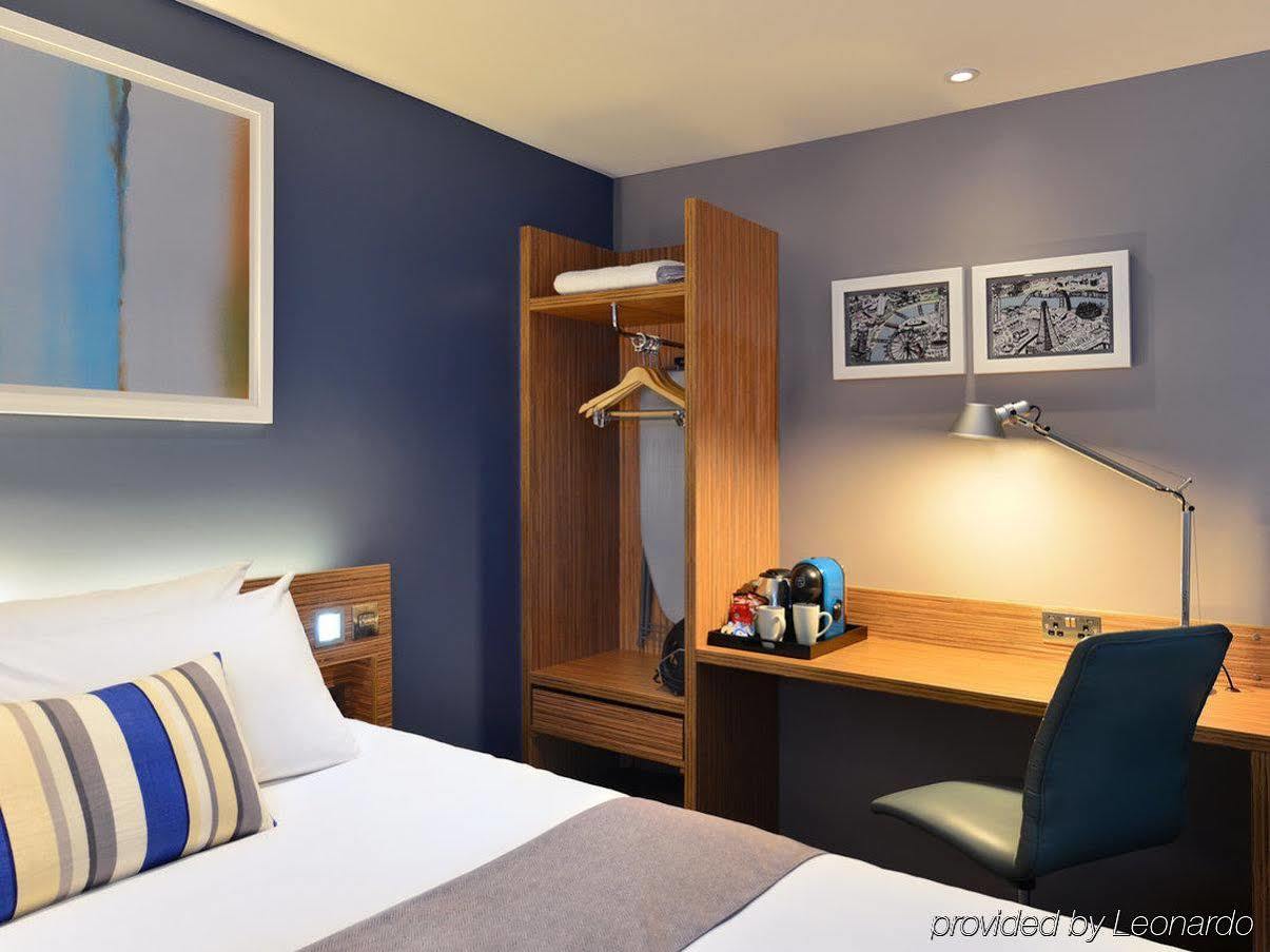 Travelodge London Central Waterloo Экстерьер фото